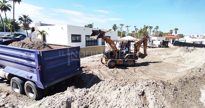 Un día sí otro ya no: desaparece terreno ganado al mar en obras concesionadas por APIBCS en El Manglito