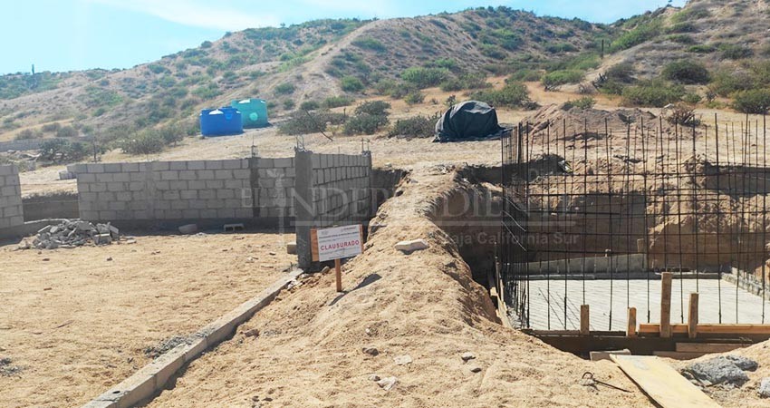 Buscan reanudar construcción clausurada por PROFEPA en la playa de El Sargento