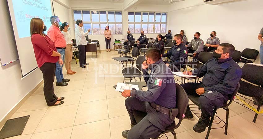 Capacitan a policías estatales en solución efectiva de conflictos