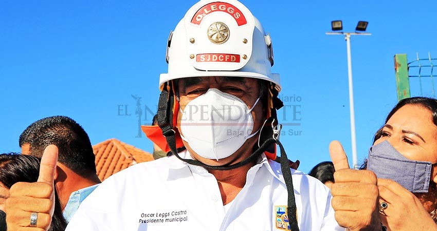 A 69 días de Gobierno, Oscar Leggs Castro cumple con el H. Cuerpo de Bomberos de SJC 