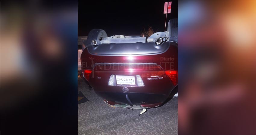 Ganado suelto sigue causando accidentes; vaca en carretera a Todos Santos provoca volcadura   