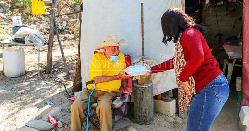Por pandemia, Casas de Día Los Cabos otorgan alimento a 121 personas adultas mayores hasta sus hogares