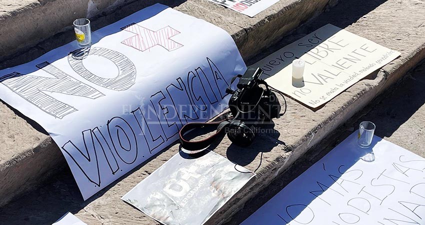 Comunicadores de BCS se unen a movilización nacional contra asesinato de periodistas