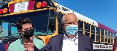 Entregan a INSUDE autobuses para el beneficio de atletas Sudcalifornianos