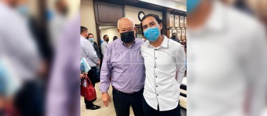 Taxistas de Los Cabos: Gobierno no entrega ‘sello fiscal’, y si no lo portamos nos bajan el pasaje y nos multan