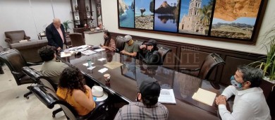 Piden ante el gobernador detener la intensificación del turismo de cruceros a La Paz