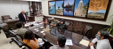 Piden al gobernador detener la intensificación del turismo de cruceros en La Paz