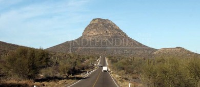 Al menos 600 señalamientos se perdieron en BCS con el huracán Olaf