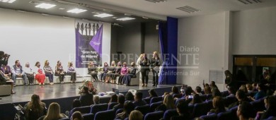 Buscan contribuir para erradicar la brecha de desigualdad entre hombres y mujeres en Los Cabos