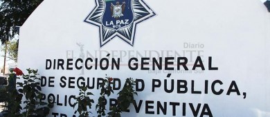 Inhabilitan a dos policías que cobraban sin trabajar en Tránsito Municipal La Paz