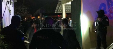 Zafarrancho multitudinario en fiesta particular en La Paz