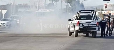 Se incendia carro tras salir del taller