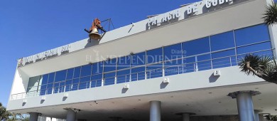 Tras protestas, retiran proyecto de megacruceros en La Paz