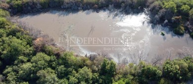 Pese a denuncias, continúa el derrame de aguas negras de Loreto en predio particular; ahora vienen de la planta de tratamiento