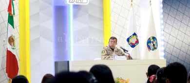 Imparte SEDENA conferencia sobre seguridad nacional a estudiantes de la UABCS