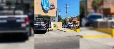 Sujeto armado asalta farmacia Guadalajara en La Paz