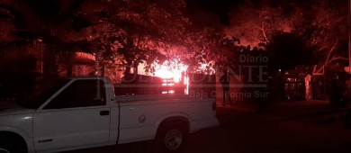 Mujer prende fuego a la casa de su ex