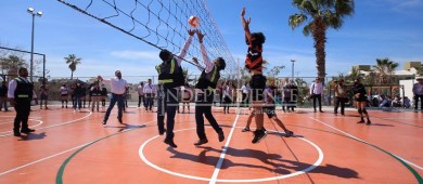 Entrega Oscar Leggs Castro obras de rehabilitación del parque ''8 de Octubre"