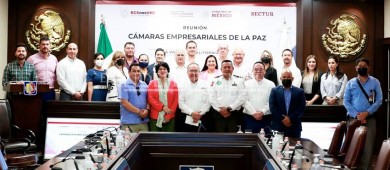 Secretario de Turismo arriba a BCS para trabajar con el gobierno estatal y sector empresarial