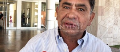 Regulación del transporte es materia del Congreso y no vamos a meter las manos: Homero Davis