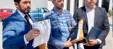 Con crucero hecho piñata, celebran "pequeña victoria" ante el modelo neoliberal