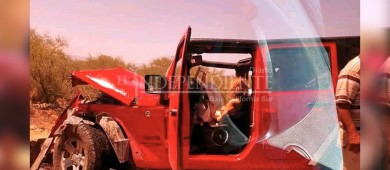 Fuerte choque automovilístico en Los Cabos