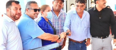 Con entrega de apoyos, el Gobierno de Los Cabos favorece a familias sanluquenses