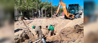 No es falso que hay más agua para los paceños, trabajamos para que llegue a las colonias: Quiroga Romero