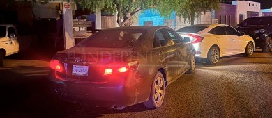 Tras persecución, policía recupera carro robado en La Paz