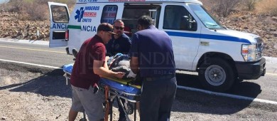 Dos personas sin vida y 6 lesionados por volcadura en Loreto