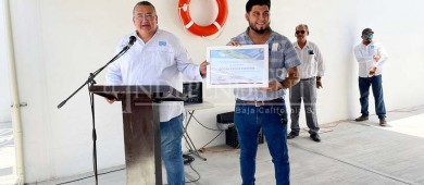 En Los Cabos capacitan a pescadores con cursos de primeros auxilios, a la par del plan emergente del Gobierno Municipal