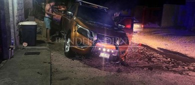 Amanece carro quemado en la colonia Diana Laura