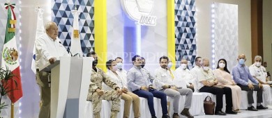 Gobierno estatal y federal firman compromiso para la instalación de IMSS-Bienestar en BCS