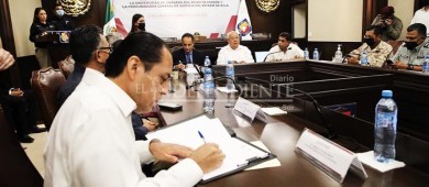 Firman gobierno de BCS y PGJE convenio con la Universidad de Granada