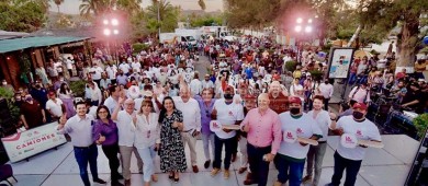 Entrega Ayuntamiento de La Paz dos nuevos camiones recolectores en Todos Santos