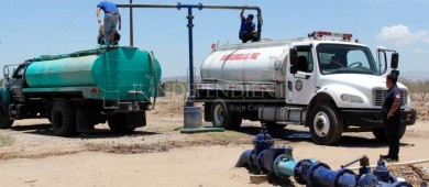 Más de 1 millón 400 mil litros de agua se distribuyeron en La Paz a través del Plan Emergente