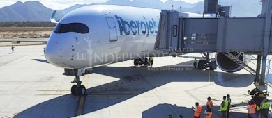 Llega a Los Cabos el primer vuelo directo de España; operará semanalmente