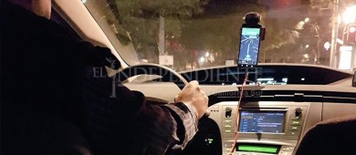 “No bajar” al turista del transporte irregular, pide Gobierno BCS
