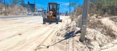 Continúa la reparación de vialidades en Cabo San Lucas