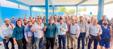 Vienen más concesiones para el gremio de taxis: Leggs Castro