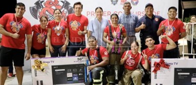 Se celebró 1er. concurso del Cuerpo de Bomberos en el malecón de La Paz