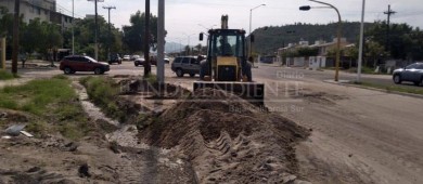 Avanza Servicios Públicos La Paz en labores de limpieza tras las lluvias