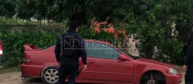 Detiene SSPE a dos personas y localiza cinco vehículos robados