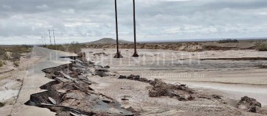 Al menos 50 MDP costará reparar carreteras de BCS tras huracán “Kay”: Castro Cosío