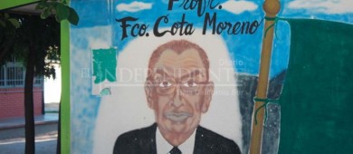 Padres de familia, cierran primaria Cota Moreno, mientras denuncian hostigamiento