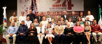 Celebra ESCUFI 24 años formando profesionales en la educación saludable