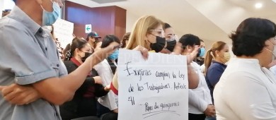 Amenazan con paro; trabajadores del Congreso de BCS exigen pago de quinquenios