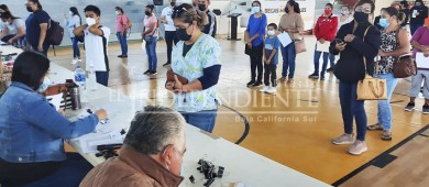 Más de 3 mil 800 estudiantes beneficiados con el Programa Municipal de Becas, a un año de Gobierno