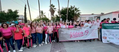 Marchan en Los Cabos para conmemorar el Día Internacional de la Lucha Contra el Cáncer de Mama