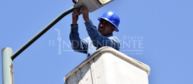 Para diciembre será sustituida la mitad del alumbrado de La Paz con LED